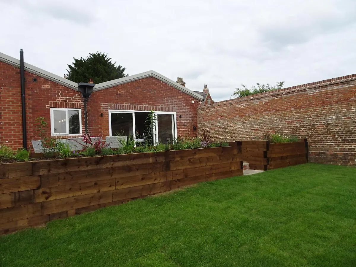 Garden House At The Red House Estate Villa York Holiday home